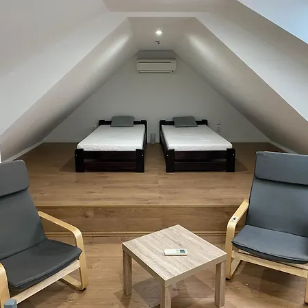 Spacious In Town Centre 公寓 Nové Zámky